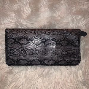 Sydney Love Wallet